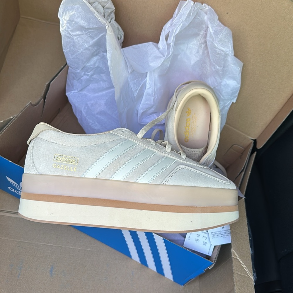 Adidas Gazelle platform - NWT
